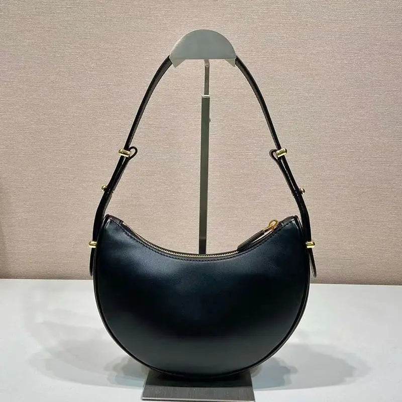 PR 2023 New Women's Underarm Bag Genuine Leather Women's Bag Curved Shoulder Belt Moon Bag Casual Single Shoulder Crossbody Bag