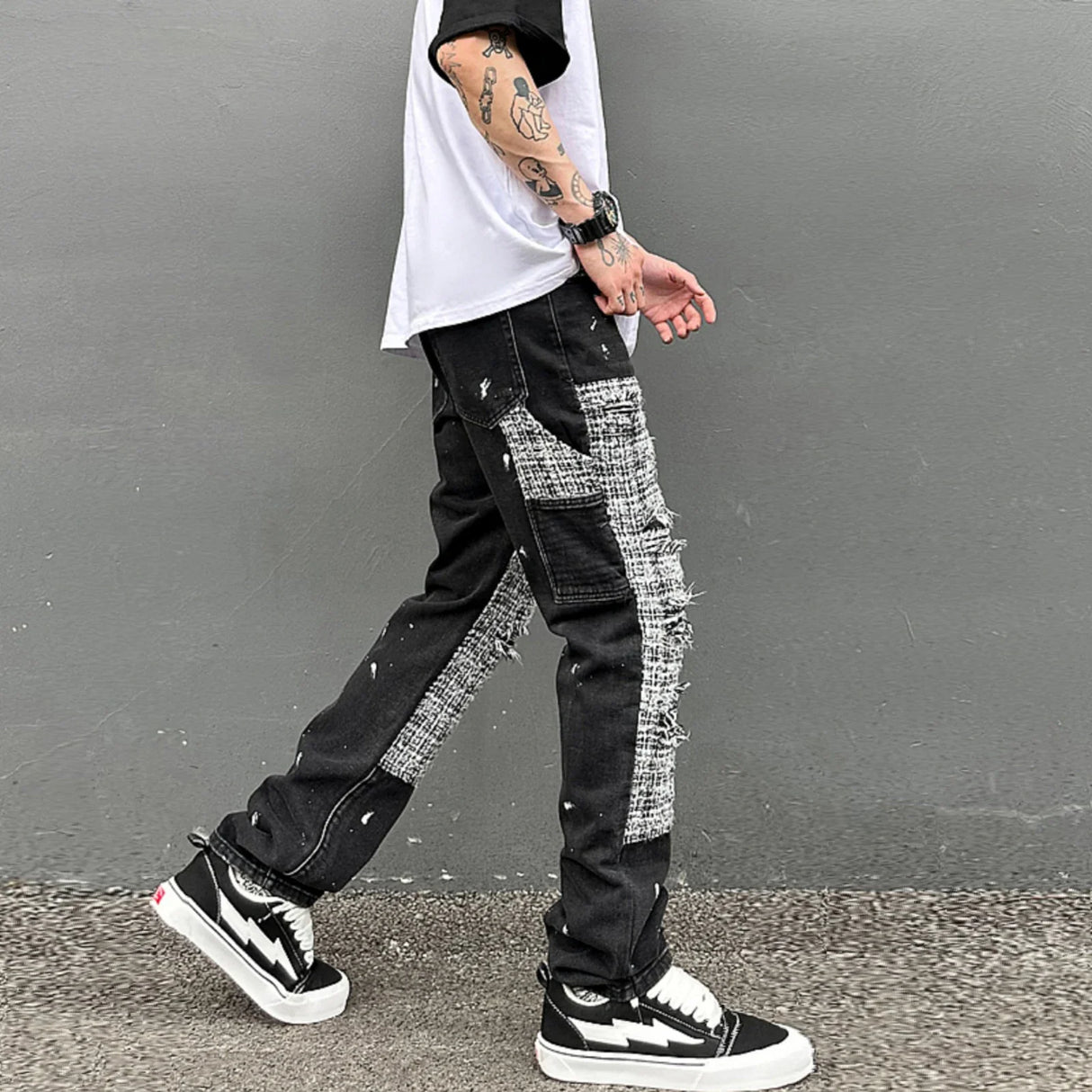 Black White Checkered Patchwork Straight Leg Denim Trousers Men Hip Hop Splashed Ink Logging Pants Jeans Slim Fit Washed Torn