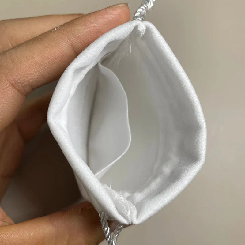 new20/50/100pcs lot Flannel Bag Pouch For Bead Charm Bracelet Women Original Fit Jewelry Gift White Bags Outer Packaging PanDora