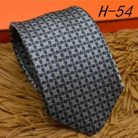 2024 new H Family 100% Silk Tie Creative Stripe Gift for Work Wedding 8cm Suit Accessories necktie  bowties  collared shirt