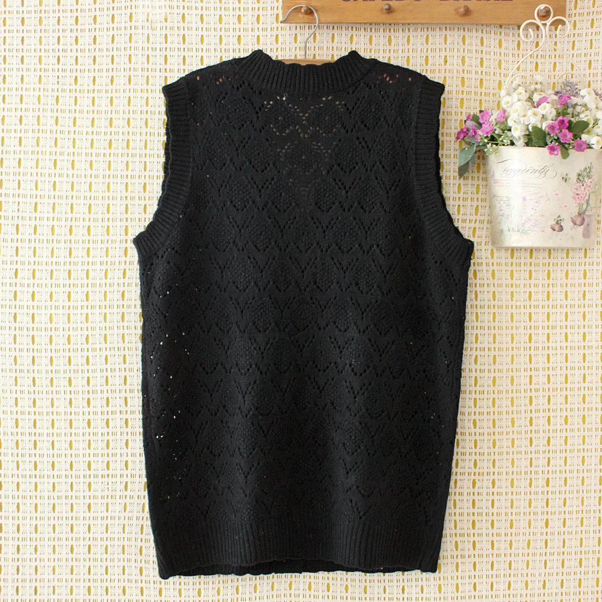 Plus Size Sweater Vest Women Clothing 4xl Loose Fit High Strecth Solid Knitting Cardigan V-Neck Crochet Hollow Out Curve Jumper