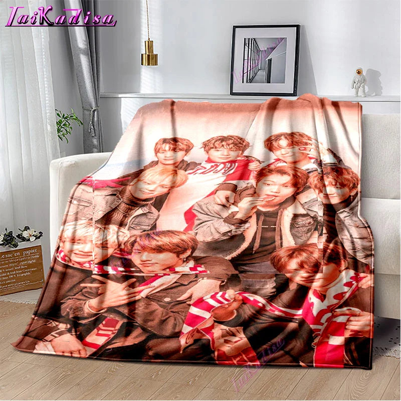 Stray Kids Blanket Soft Sofa Cover Kpop Singer Throw Blanket Fleece Blanket Lightweight Warm Bed Blankets for Bedroom Couch