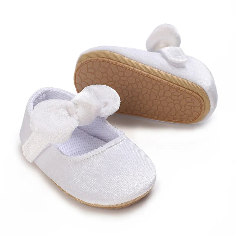 Cute White Lace Baby Girl Princess shoes  Baby Moccasins Moccs Shoes Bow Fringe Rubber Soled Non-slip Footwear Crib Shoes