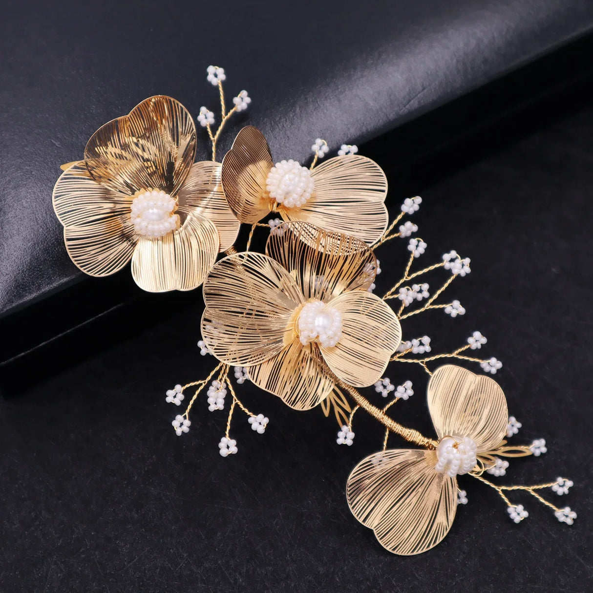 Flower Wedding Hair Accessories Hairband Bride Tiaras For Women Birthday Party Metal Flower Headband Elegant Crowns Hair Jewelry