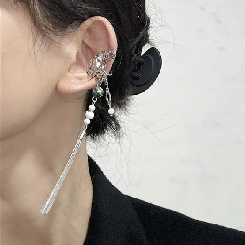 Vintage Chinese Style Artificial Jade Tassel Flower Ear Clip No Piercing Earring 2022 Trendy Punk Metal Ear Cuff Clip Earring