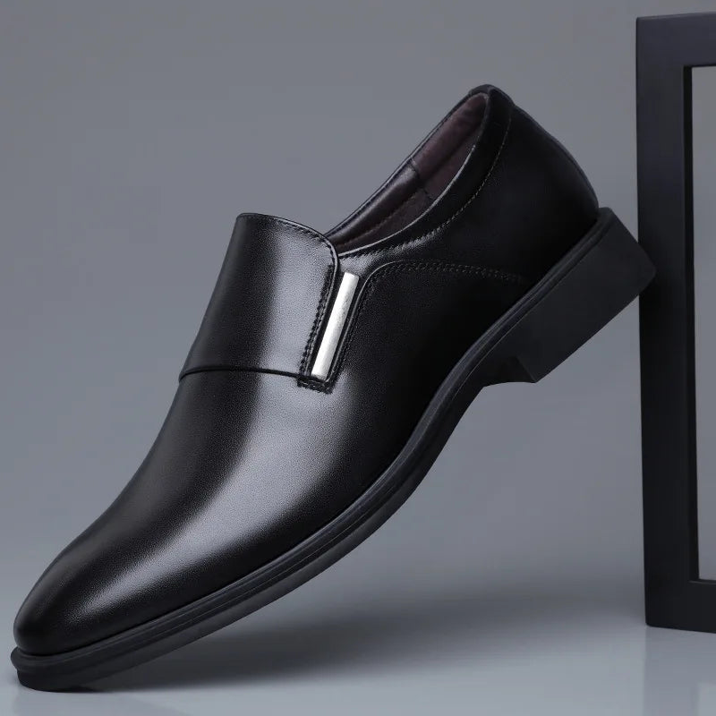New Fashion Dress Men's Shoes Pointed Toe Leather Men Casual Formal Loafers Business Wedding Oxfords Shoes Zapatillas De Hombre
