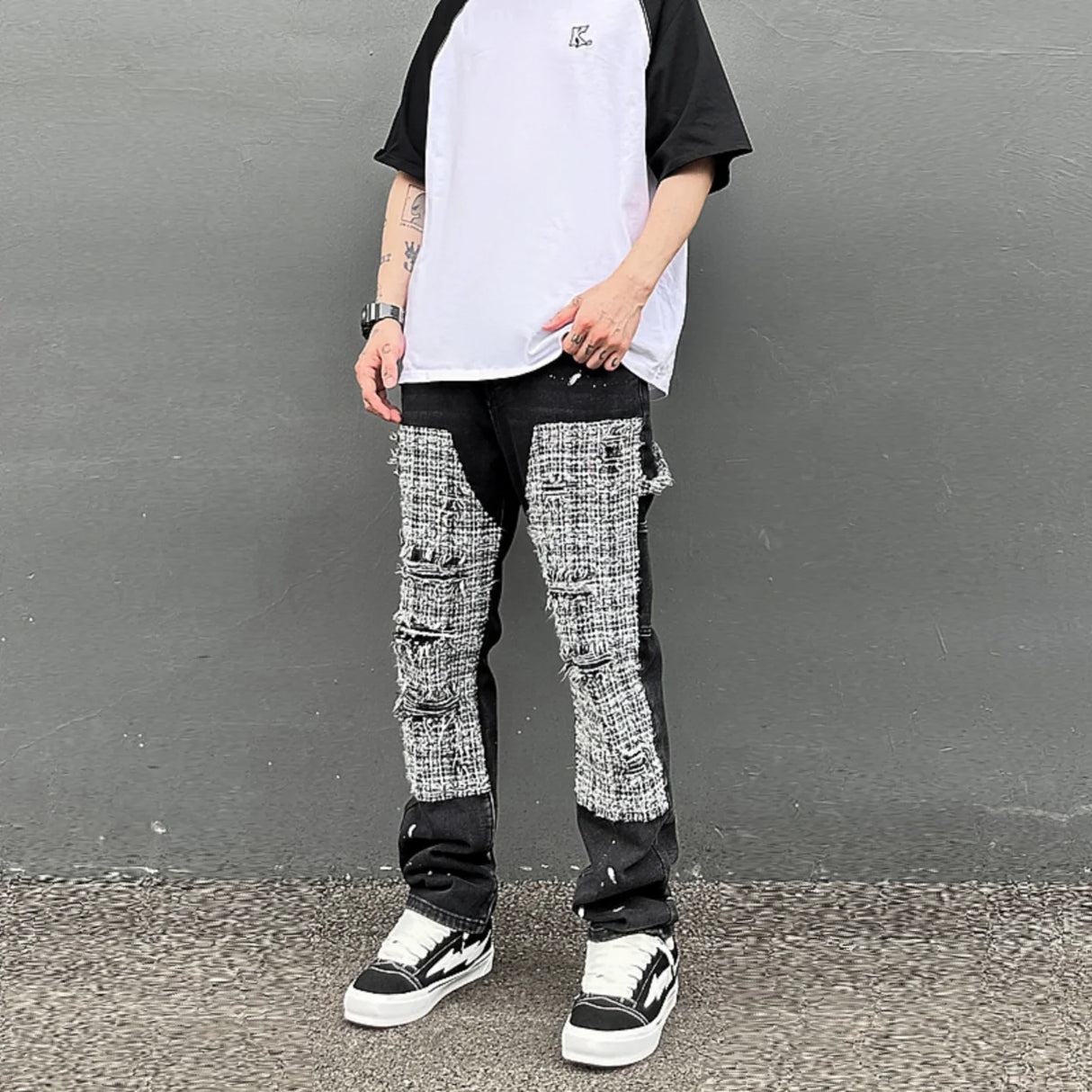 Black White Checkered Patchwork Straight Leg Denim Trousers Men Hip Hop Splashed Ink Logging Pants Jeans Slim Fit Washed Torn