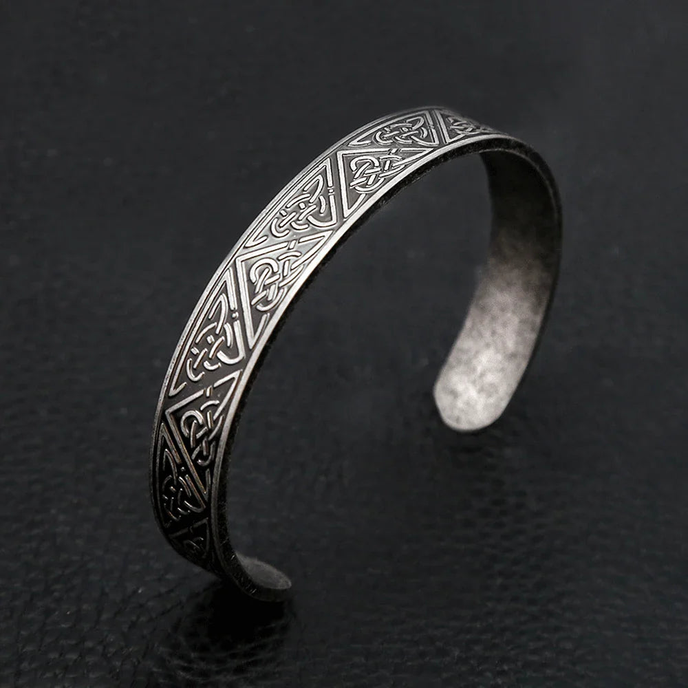 Black Stainless Steel Viking Rune Bracelets For Men Women Retro Viking Tree of Life Bracelet Biker Fashion Jewelry Amulet Gift