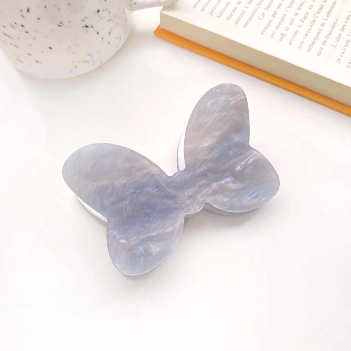 Muweordy Cartoon Bowknot Acrylic Hair Claw for Women Girls Popular Hair Catches Princess Crab Hair Clip Fashion Hair Accessories