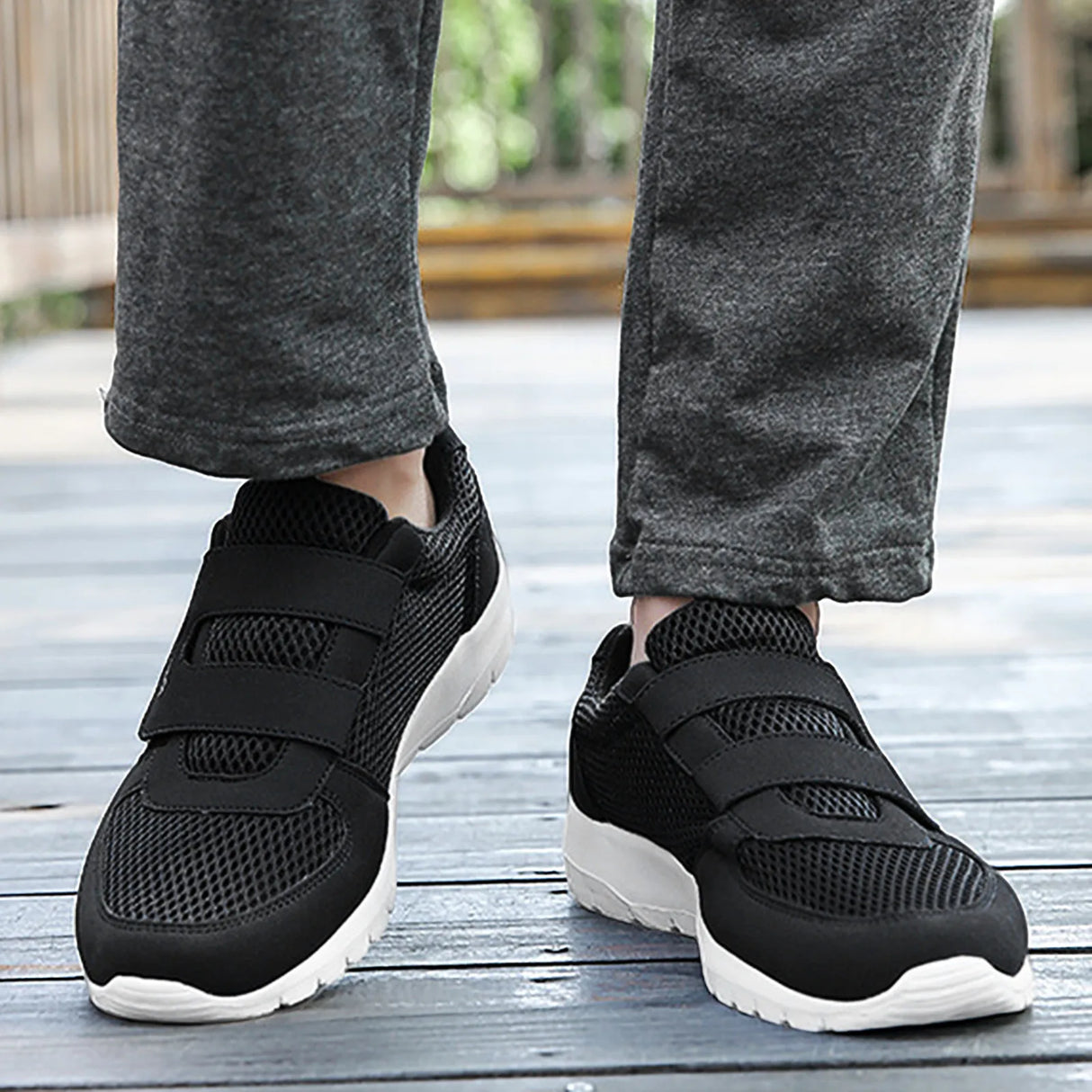 Men's Vulcanized Shoes 2023 New Hook Loop Solid Color Fly Woven Mesh Breathable Running Shoes Solid Casual All Match Sneakers