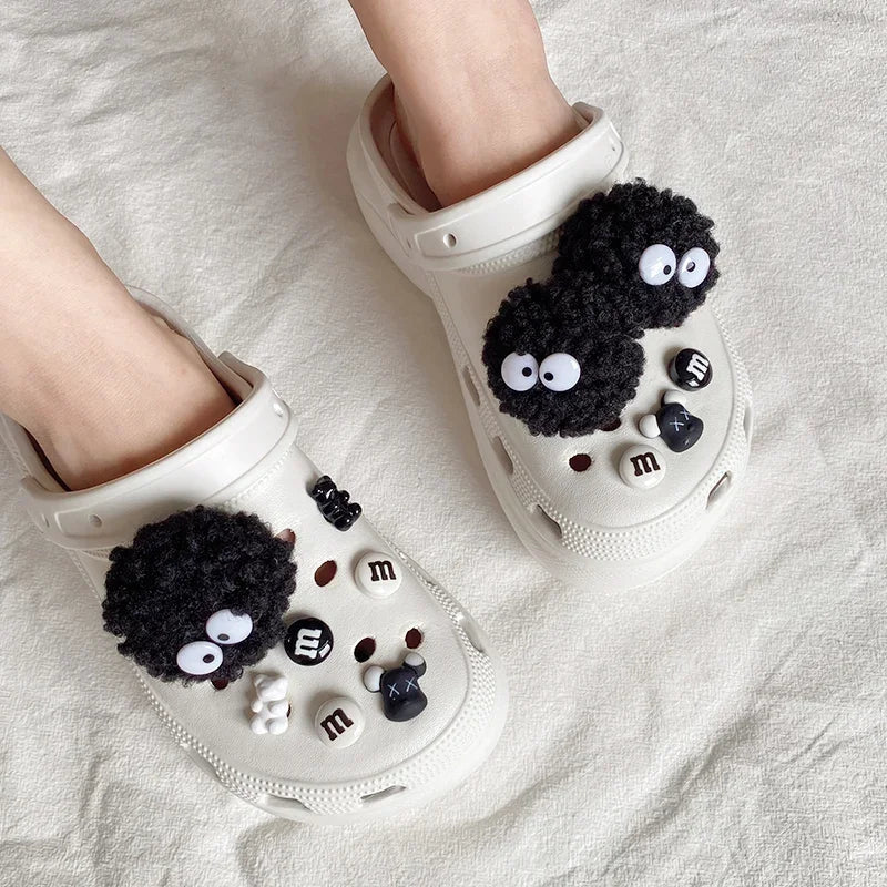 DIY Black Plush Ball Shoes Charms for Furry Ball Cute Hole Shoe Charms Designer Lovely Accessories All-match Hot Sale 2024