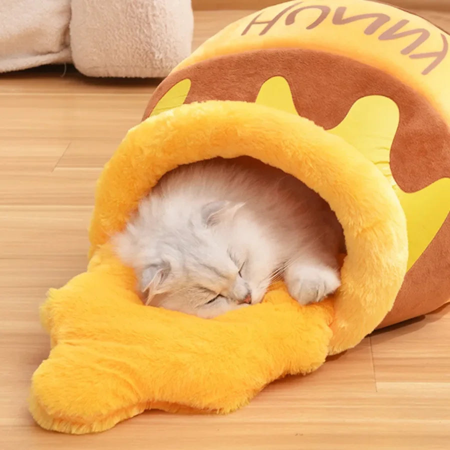 Fashion Warm Closed Small Cats Nest Blankets Habitats Cushions Dog Snuffle Mat Fluffy Light Weight Cama Para Gatos Pet Supplies