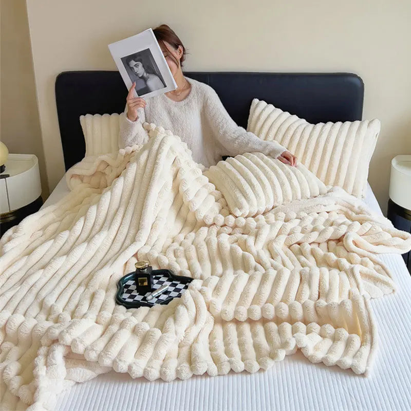 Winter Warm Blanket Skin-Friendly Bedspread Solid Striped Throw Blankets Sofa Air Conditioning Blanket For Bedroom