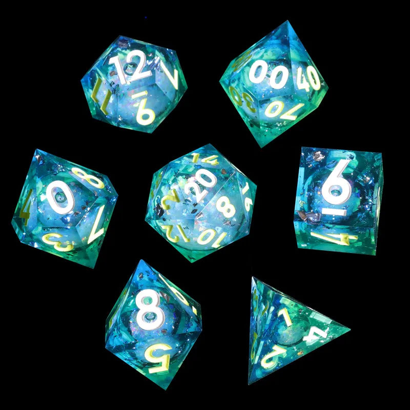 Mini Planet New Design Liquid Core Dice Set DND Handmade Polyhedral Resin Dice with Sharp Edges RPG Dice D&D Board Games