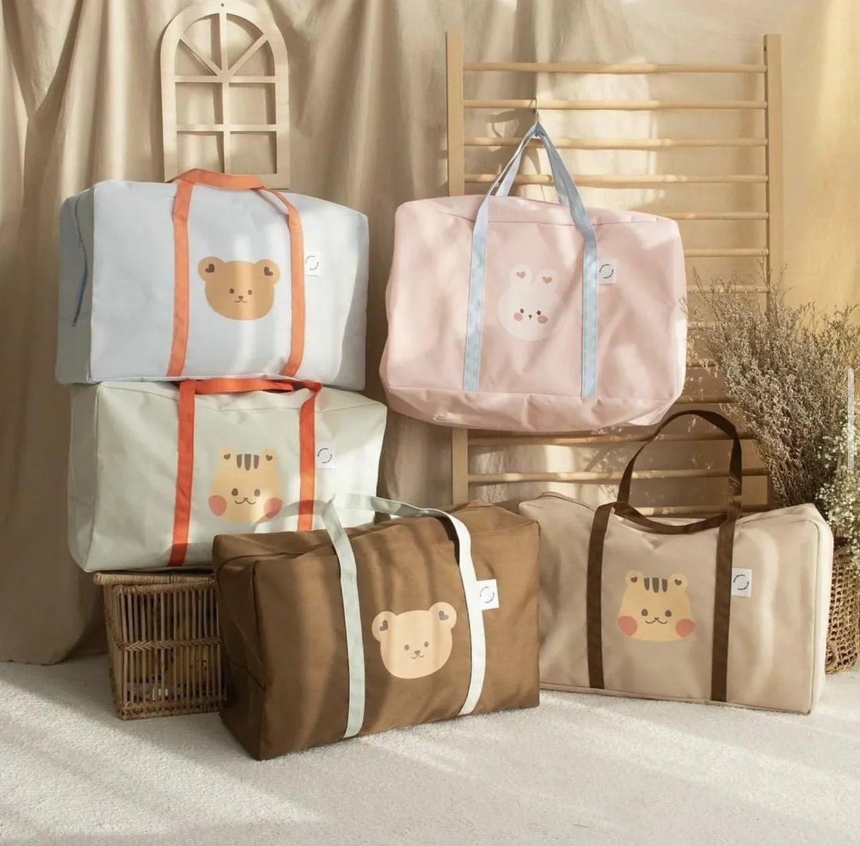 Large Capacity Mommy Bag for Maternity Hospital Bag Kindergarten Quilt Storage Bag Diaper Baby Items Organizer Travel Bag