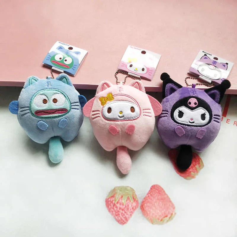 Sanrio Cat Cross Dressing Plush Keychain Cartoon Anime Pendant Kuromi Melody Pompompurin Hangyodon Plushie 키링 Kawaii Bag Decor