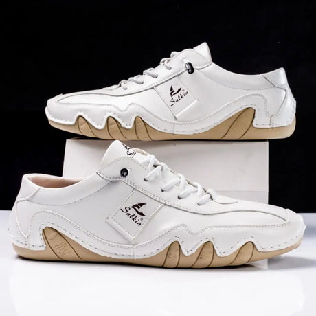 New 2024 Spring Handmade Leather Casual Men Shoes Design Fashion Sneakers Man Loafers Breathable Soft Flat Shoes Driving Shoes