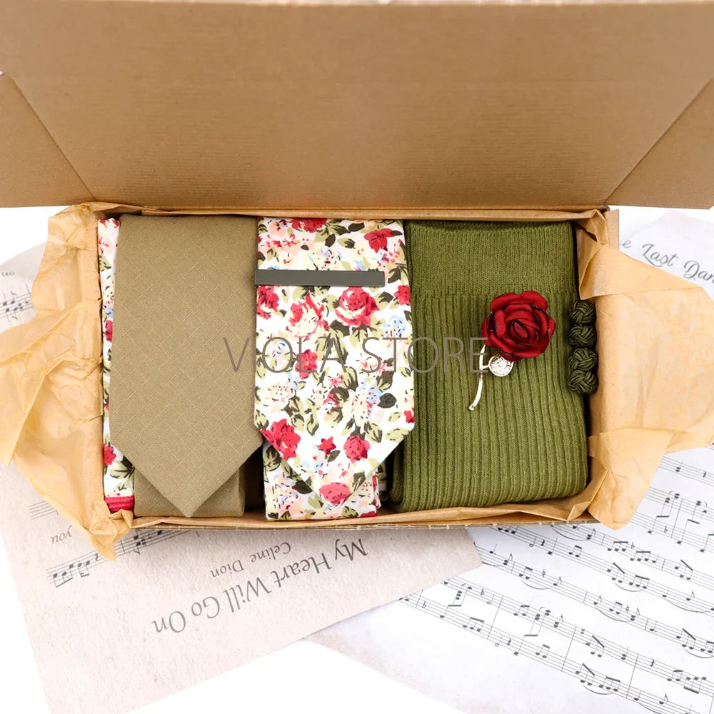 Viola Design 7 PCS Gift Box Cotton Sock Tie Sets Clip Pin Cufflinks Hanky Solid Floral Men Wedding Party Daily Cravat Accessory