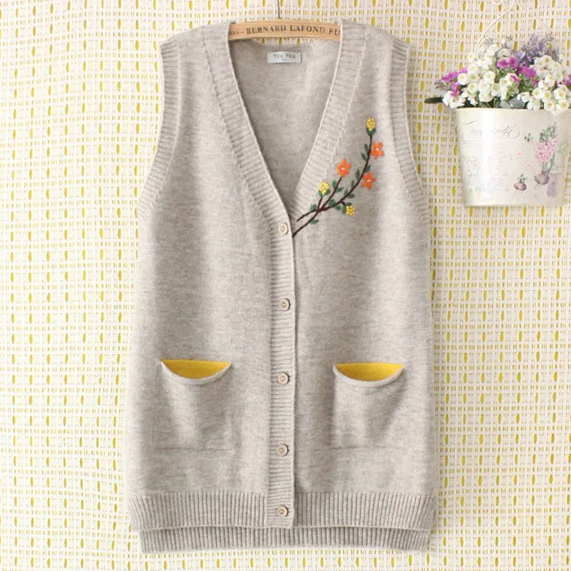 Plus Size Loose Sweaters Vest Women Clothing 4xl Loose Fit High Strecth Knitted Cardigan Floral Embroidered Pocket V-Neck Jumper