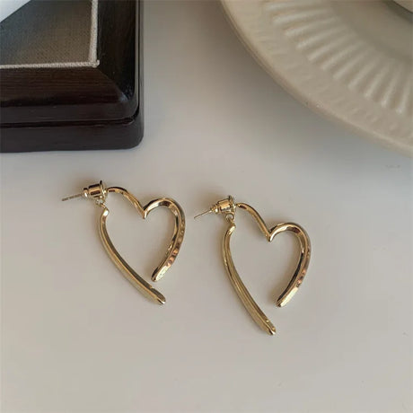 Silver Color Hollow Double Heart Earrings for Women Korean Style Design Ear Buckle 2023 Korea Fashion Jewelry Accessories