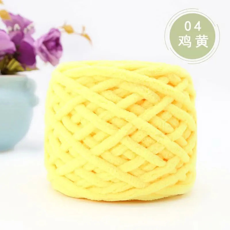 100g Chenille Knitting Yarn Crocheting Hair Soft and Comfortable Knitting Crochet Yarn for Hand Knitting Sweaters and Hats Knit