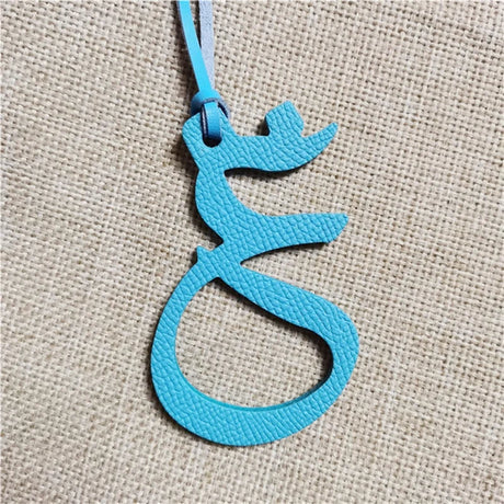 Wholesale  Personalized Real Natural Leather Character Alphabet Arabic Letter Keychain Backpack Pendant Ladies Women Bag Charm