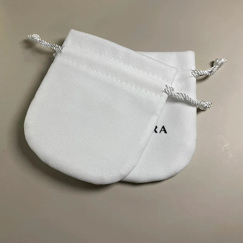 new20/50/100pcs lot Flannel Bag Pouch For Bead Charm Bracelet Women Original Fit Jewelry Gift White Bags Outer Packaging PanDora