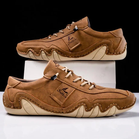 New 2024 Spring Handmade Leather Casual Men Shoes Design Fashion Sneakers Man Loafers Breathable Soft Flat Shoes Driving Shoes