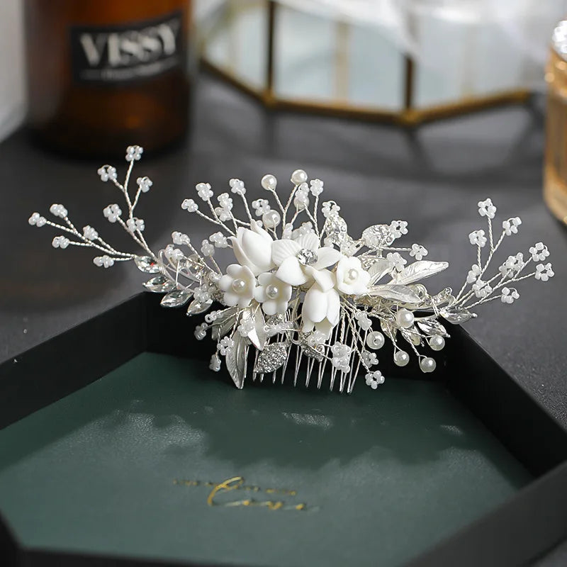 Silver Color Flower Hair Comb Clip Girls Handmade Alloy Pearl Hairpin Bridal Tiaras Wedding Hair Accessory Crystal Hair Jewelry