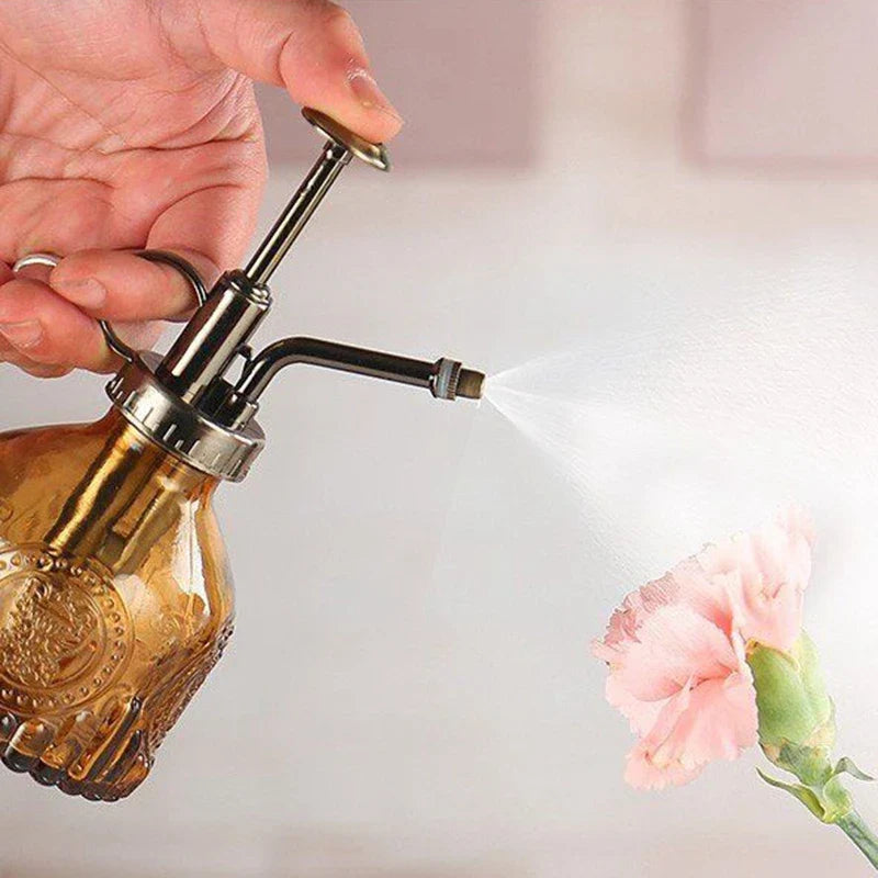 Vintage Glass Watering Can Retro Air Pressure Spray Bottle Garden Plant Watering Bottle Household Sprinklers Disinfection Tool