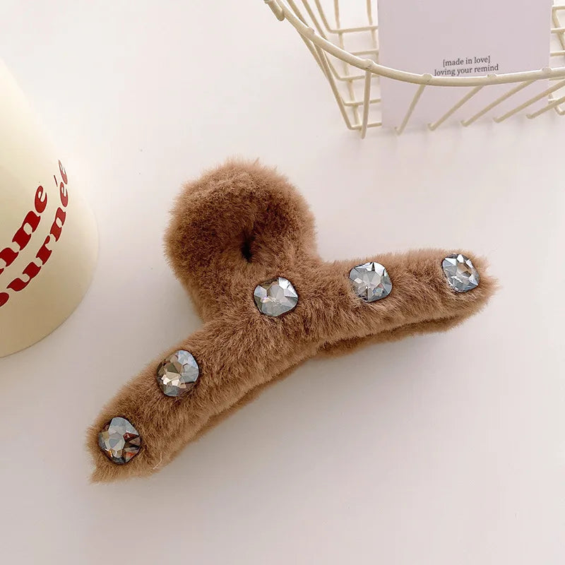 Autumn Winter Retro Oversized Geometric Plush Hair Clip Claw Fashion Light Luxury Rhinestones Plush Shark Clip Hair Accessories