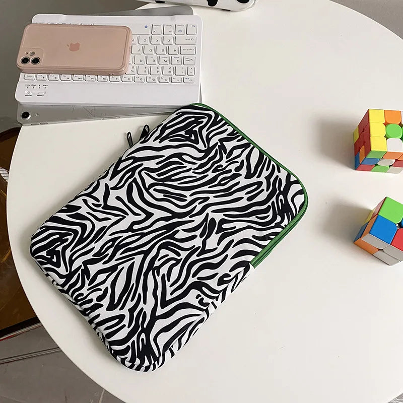 11/13inch Casual Fashion Cow Pattern Zebra Pattern Laptop Tablet E-Books Nylon Bag Portable Protective Case for Ipad Keyboard