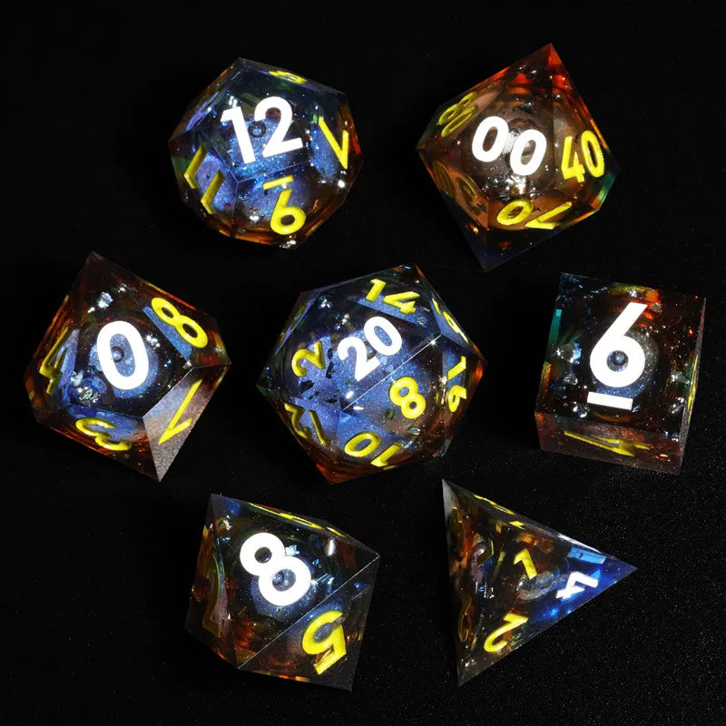 Mini Planet New Design Liquid Core Dice Set DND Handmade Polyhedral Resin Dice with Sharp Edges RPG Dice D&D Board Games