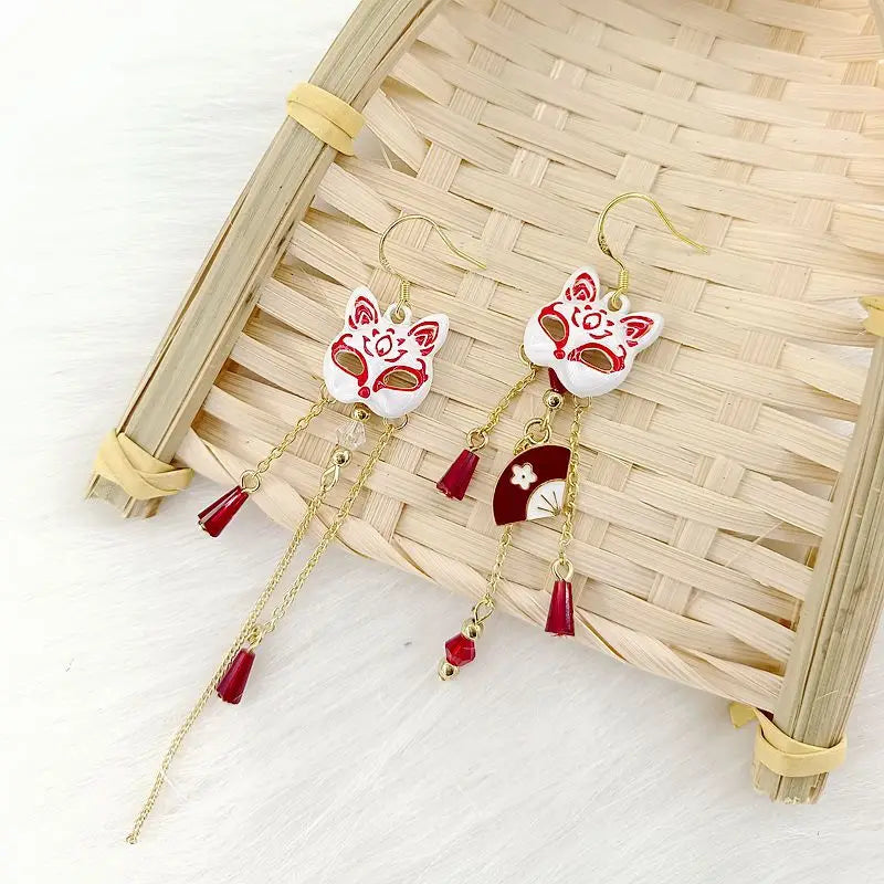 Vintage Fox Mask Earrings for Women Japanese Style Mythological Animals Shaped Jewelry Fan Shaped Pendant Tassel Ear Clip Gifts