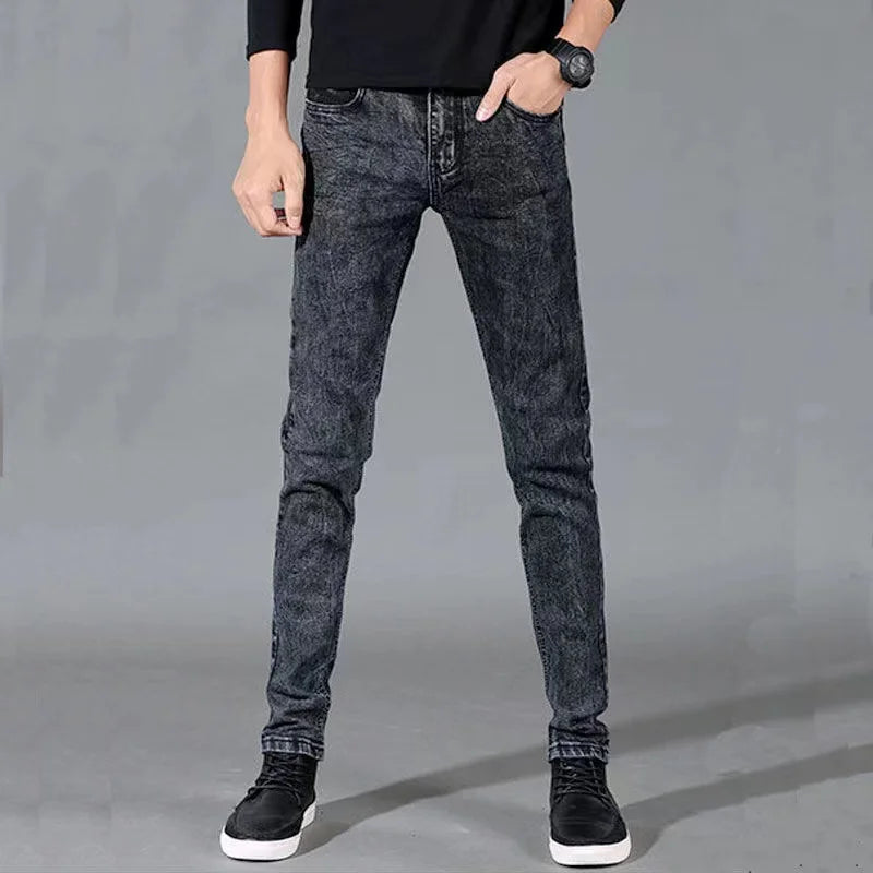 Fashion Mens Slim Fit Denim Pencil Pants High Quality Black White Skinny Stretch Jeans Mens High Street Jeans Four Season