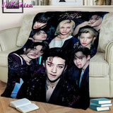 Stray Kids Blanket Soft Sofa Cover Kpop Singer Throw Blanket Fleece Blanket Lightweight Warm Bed Blankets for Bedroom Couch