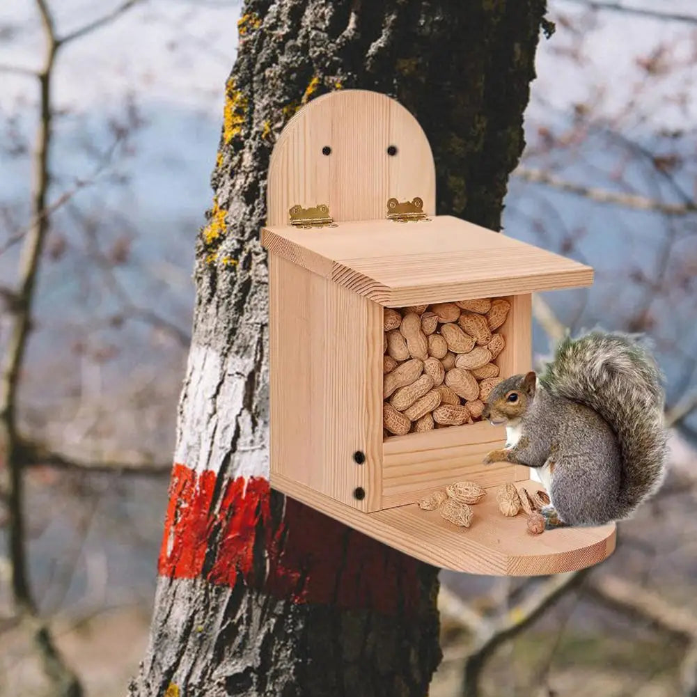 Useful Bird Squirrel Food Holder Feeding Box Handmade Food Container Wooden Squirrel Bird Food Feeder Pet Supplies