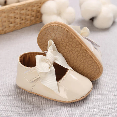 Cute White Lace Baby Girl Princess shoes  Baby Moccasins Moccs Shoes Bow Fringe Rubber Soled Non-slip Footwear Crib Shoes