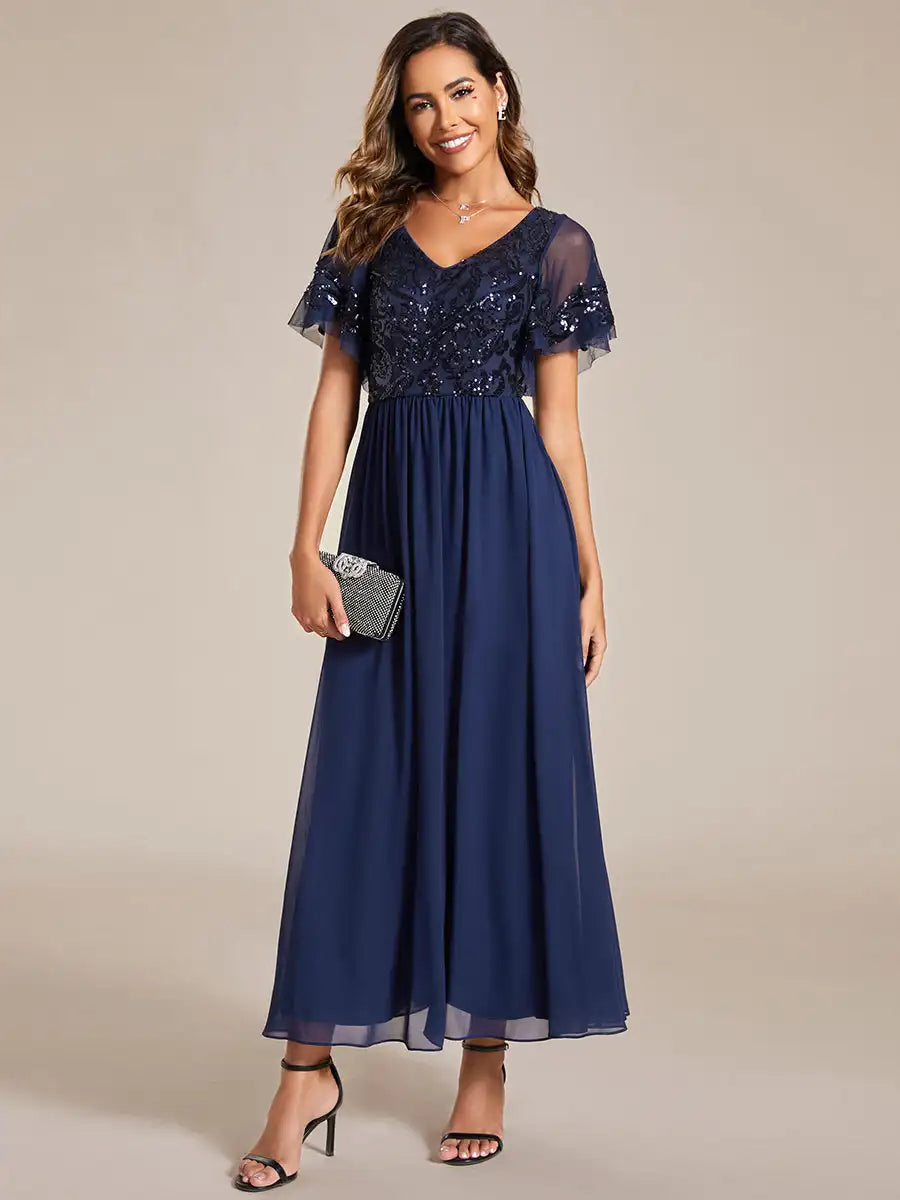 Simple Evening Dresses Short Ruffles Sleeves V Neck Knee-Length 2024 of A-line silhouette  Navy Blue Mother of the Bride Dress