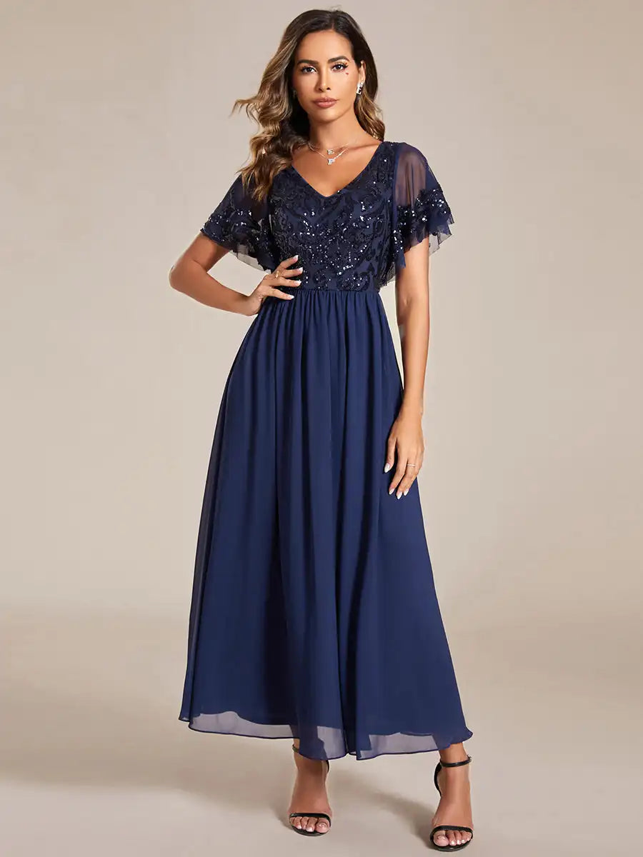 Simple Evening Dresses Short Ruffles Sleeves V Neck Knee-Length 2024 of A-line silhouette  Navy Blue Mother of the Bride Dress