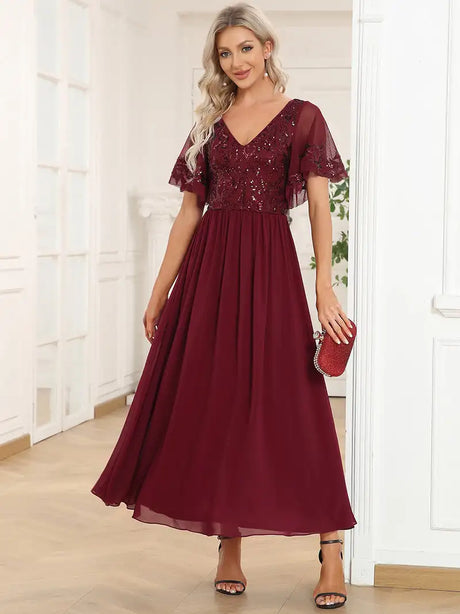 Simple Evening Dresses Short Ruffles Sleeves V Neck Knee-Length 2024 of A-line silhouette  Navy Blue Mother of the Bride Dress