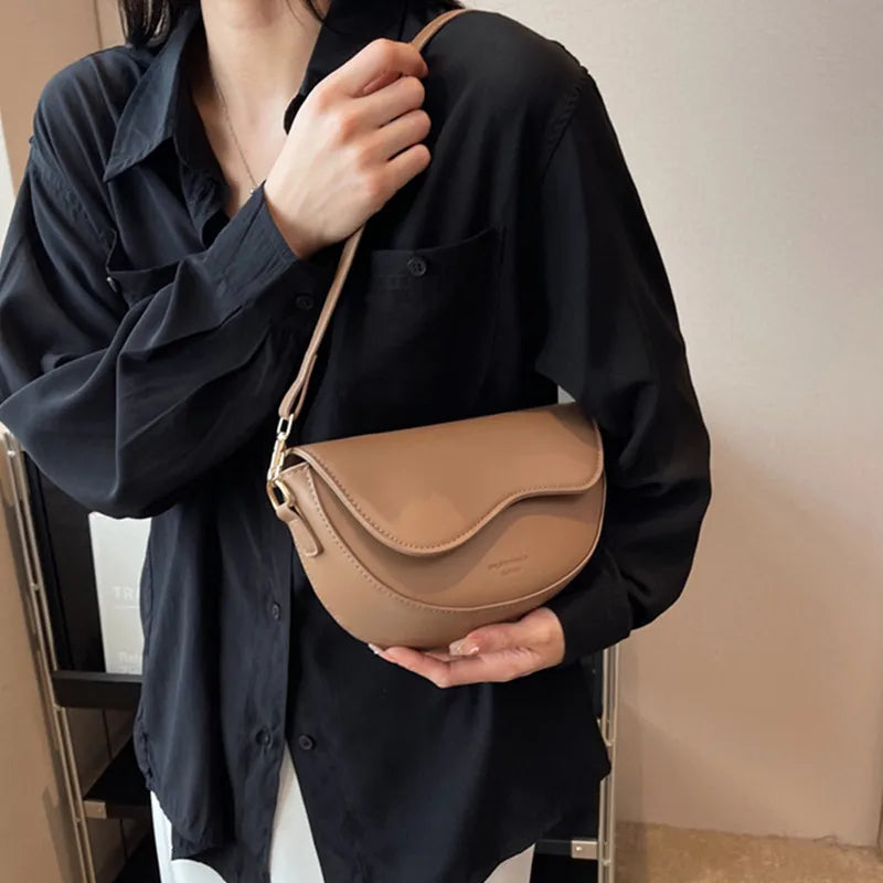 Small Leather Saddle Armpit Bags for Women Summer Chain Shoulder Crossbody Bag Ladies Vintage Underarm Handbags bolsa