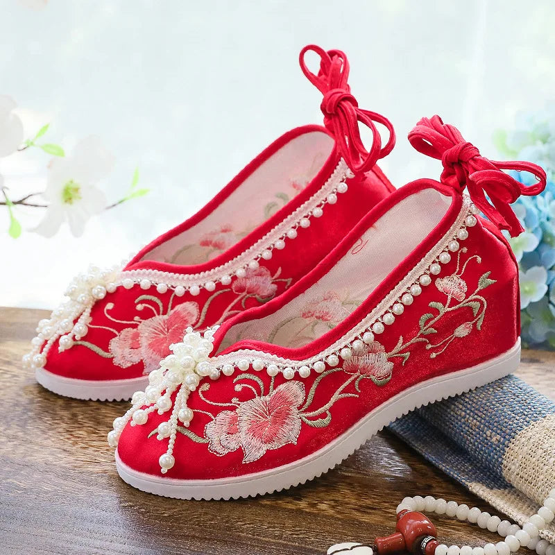 The New Women Traditional Chinese Style Hanfu Boot Embroidered Cloth Shoes Wedding Bride Old Beijing Retro Short Boots Footwear