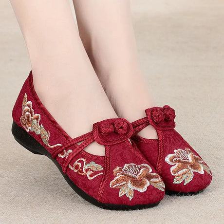 Veowalk Vintage Traditional Style Women Soft Loafers Spring Autumn Slip On Cotton Fabric Flats Comfort Chinese Embroidered Shoes