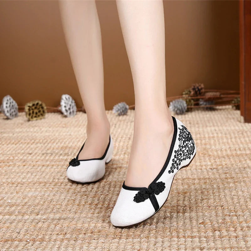 Veowalk Women Cotton Fabric Embroidered Slip On Ballet Flats Retro Chinese Style Ladies Casual Soft Comfortable Ballerinas Shoes