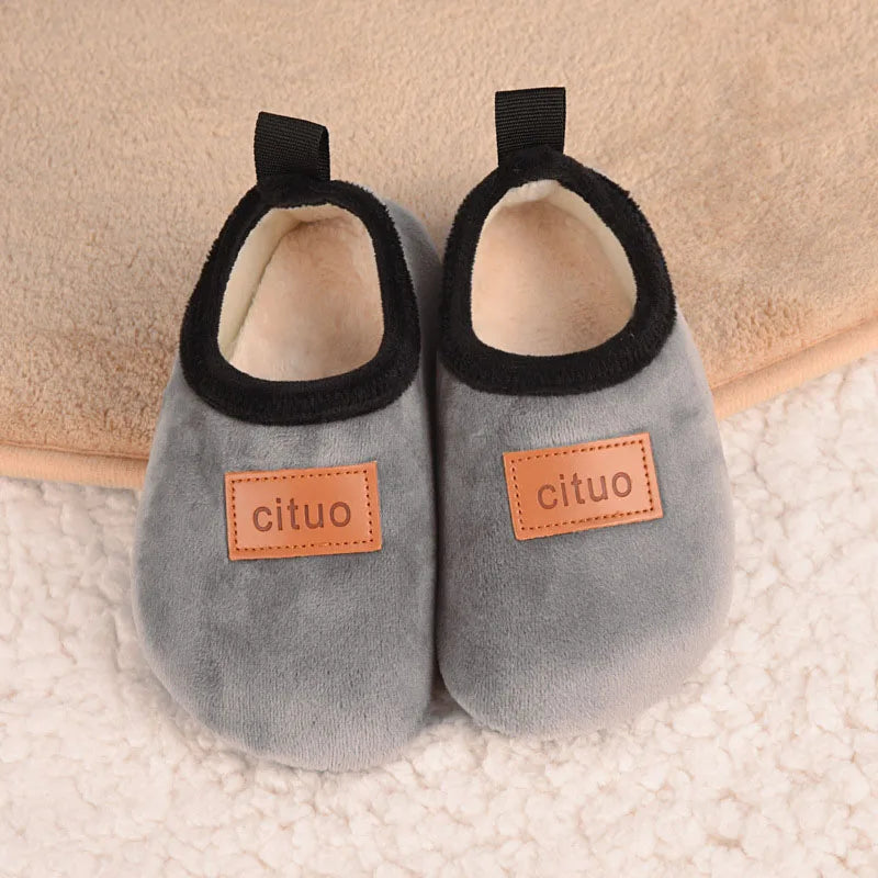 Winter Children‘s Slippers Kids Soft Warm Furry Sock Floor Shoes Boys Rubber Soles Non-slip Cotton Slippers Indoor Home Shoes