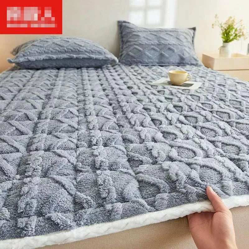 Winter Plush Warm Mattress Toppers Home Textile Thin Tatami Mat Dormitory Single Double Bedspread Fold Bed Sheets Bed Linens