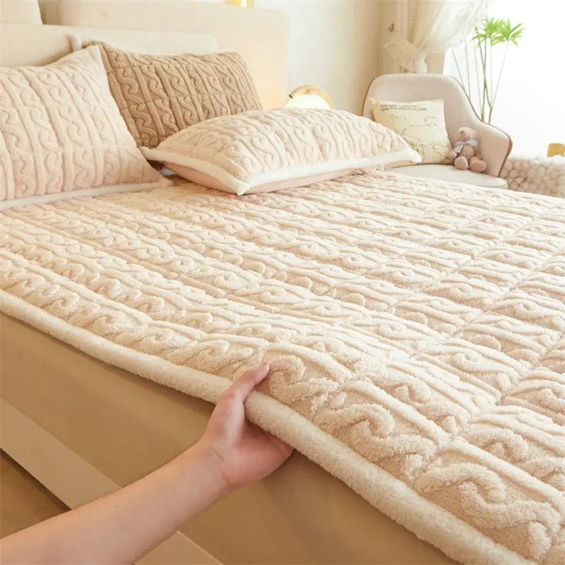 Winter Soft Mattress Toppers Student Dormitory Plush Bed Sheet Single Double Bedspread Thin Tatami Mat Mattress Pad Bed Linens