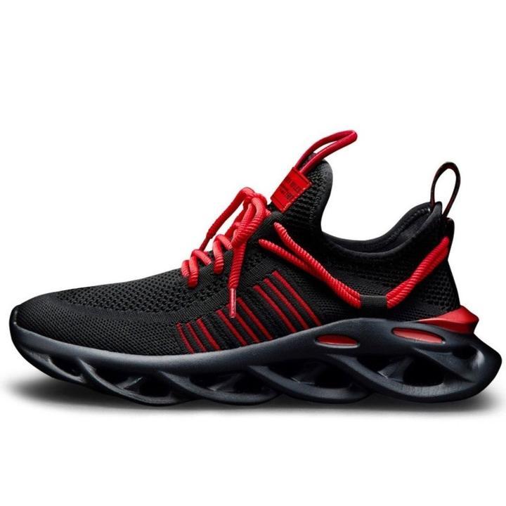 Men's Black Momentum Sneaker